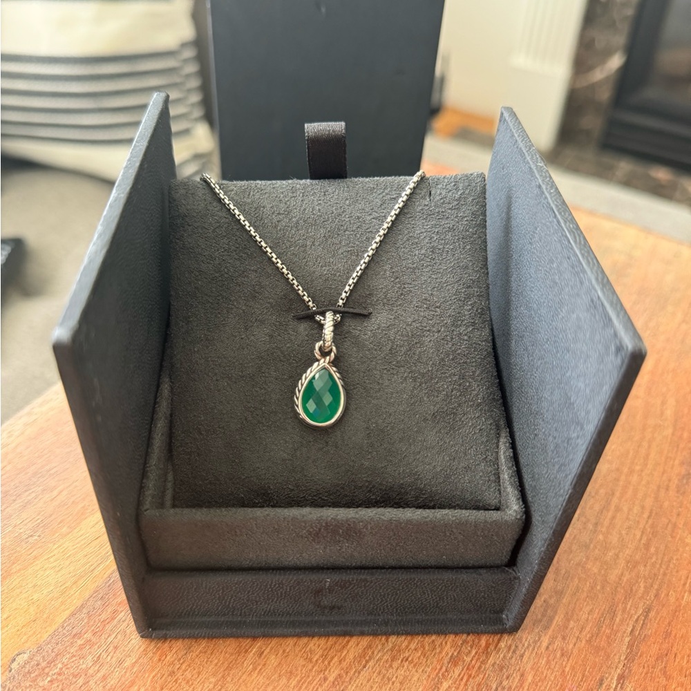 David Yurman Green Onyx teardrop pendant silver necklace